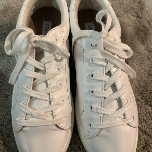 Steve Madden sneakers - Picture 7 of 10
